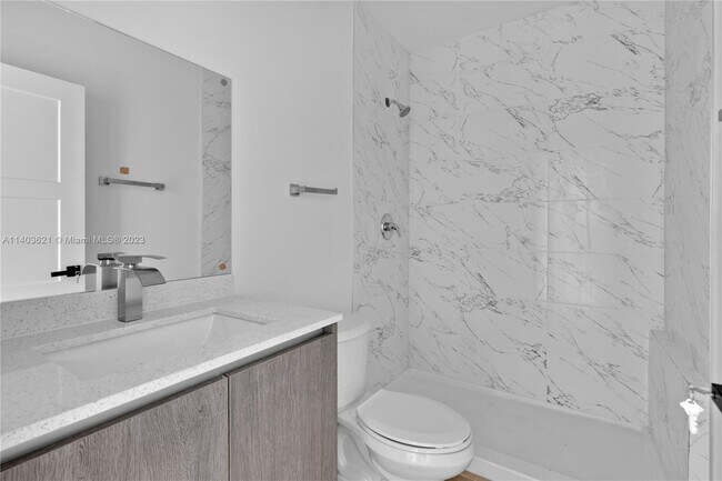 Foto del edificio - 1534 NW 1st St