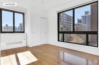 Building Photo - 203 W 90th St