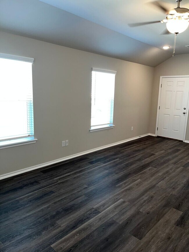 Building Photo - Nearly new home - built in 2023.