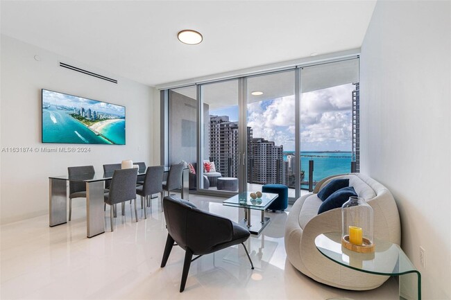 Foto del edificio - 300 Biscayne Blvd Way