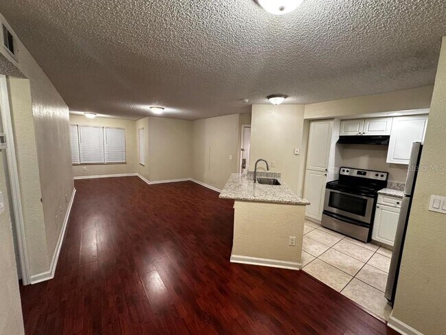 Building Photo - 4606 Commander Dr