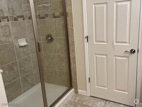 Building Photo - 8570 Evernia Ct