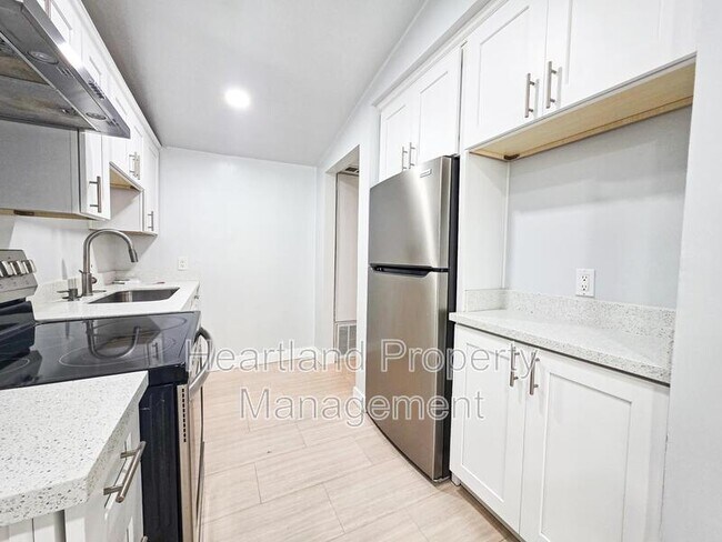 Foto del edificio - 572 El Cajon Blvd