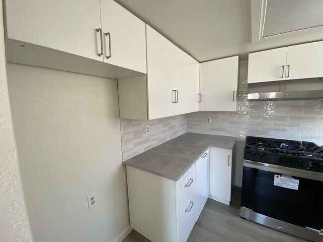 Foto del edificio - 2634 Desert St