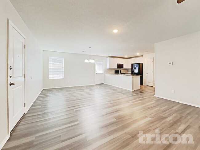 Foto del edificio - 6542 Augustus Magee