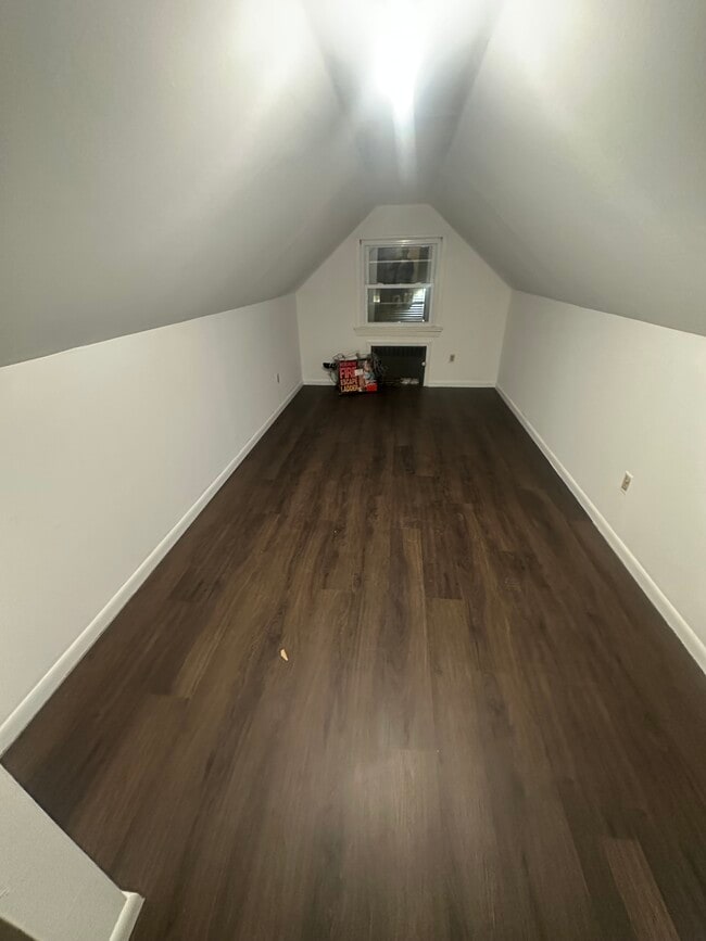Bedroom - 30 Orange Ave