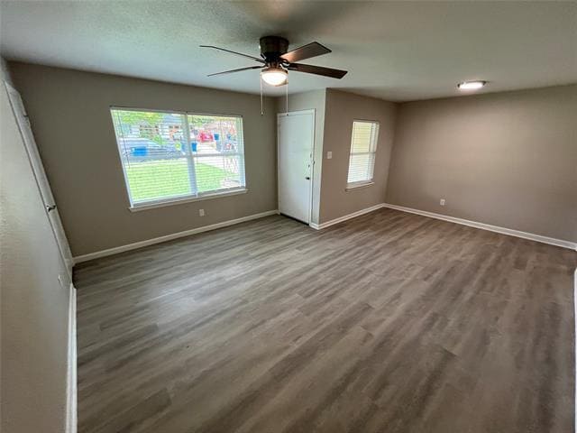 Foto del edificio - 405 Highcrest Dr