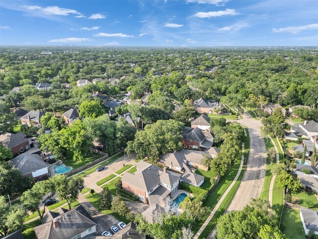 Foto del edificio - 4807 Andover St