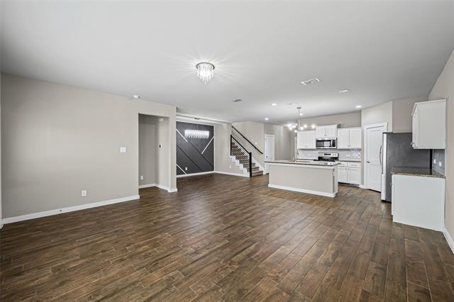 Foto del edificio - 9352 Herringbone Dr