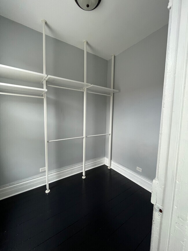 Foto del edificio - 2122 W 21st St