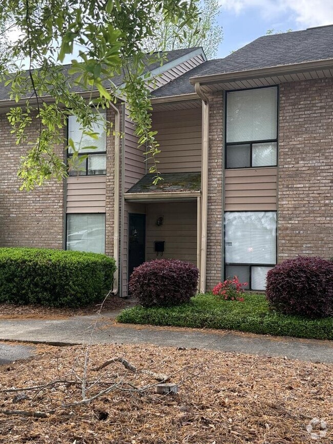 Building Photo - 4312 Old Macon Rd