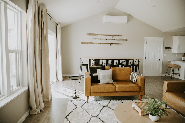 Foto del edificio - 2543 Arrowwood Dr NW