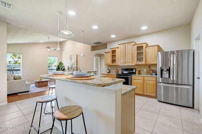 Foto del edificio - 178 Cove Loop Dr
