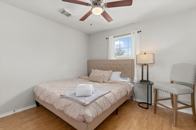 Foto del edificio - 907 Grants Canyon