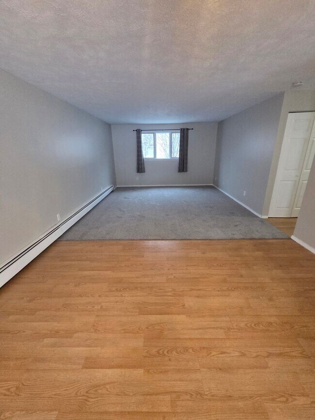 Foto del edificio - 18206 Swiss Dr