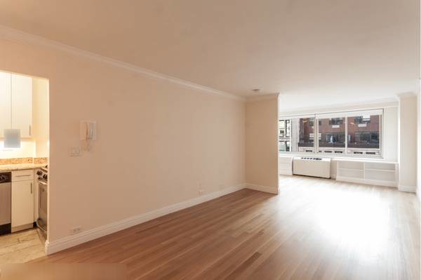 Primary Photo - 217 Mulberry St