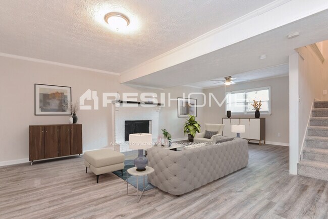 Foto del edificio - 5811 Navarre Ct
