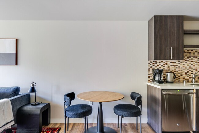 Foto del edificio - 101 Taylor Ave N