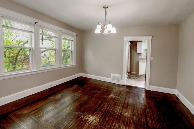 Foto del edificio - 1539 Burdette Ct
