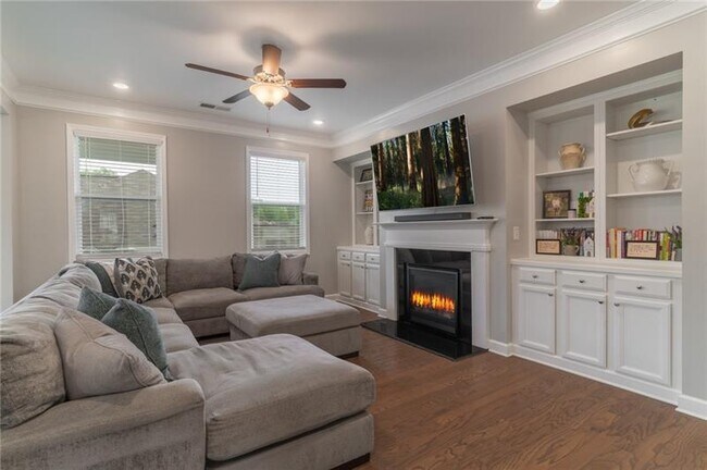 Foto del edificio - 301 Cochin Dr