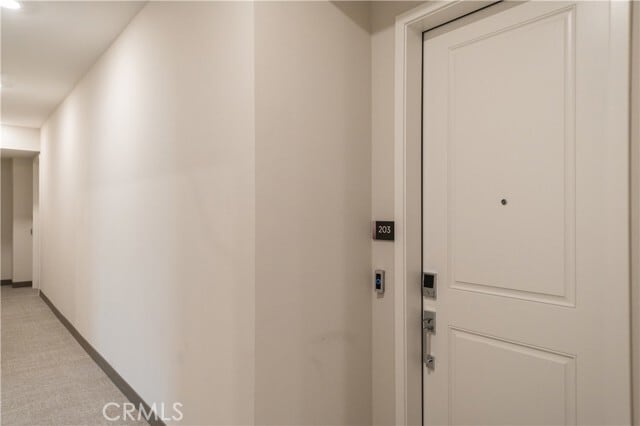 Building Photo - 203 Sash