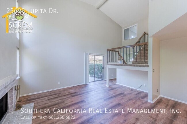 Building Photo - Three Bedroom Attached Two Story Home in V...