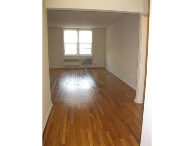 Foto del edificio - 400 Argyle Rd