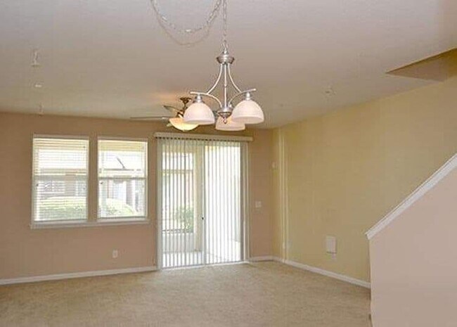 Foto del edificio - 2325 Sunset Bluff Drive