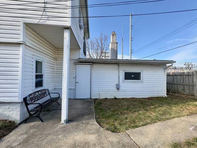 Foto del edificio - 3 Bedroom/1 Bathroom Apartment in Parkville, MD