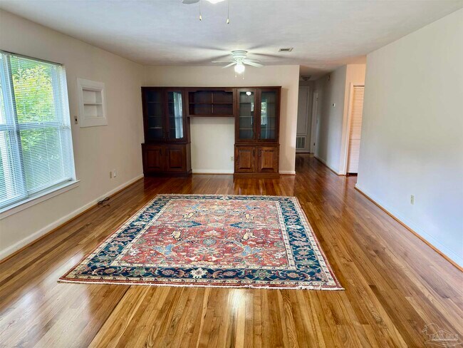 Foto del edificio - 1400 E Mallory St