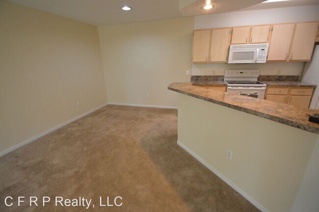 Foto del edificio - 1 br, 1 bath House - 737 Crest Pines Dr #634