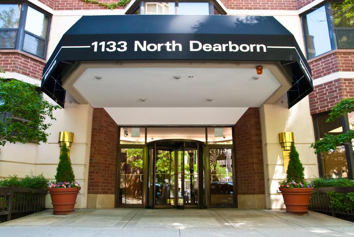 Foto principal - 1133 N Dearborn St