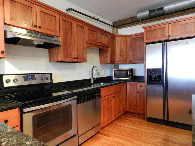 Foto del edificio - 505 Fay St
