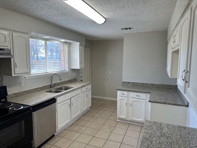 Foto del edificio - 23711 Farm Hill Dr