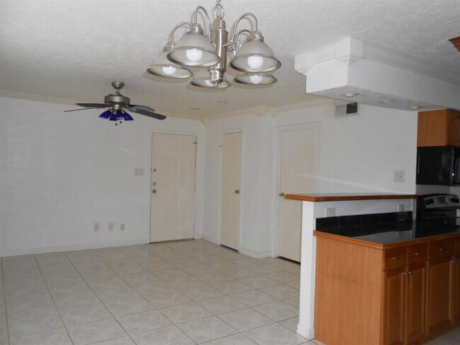 Foto del edificio - 2750 Holly Hall St