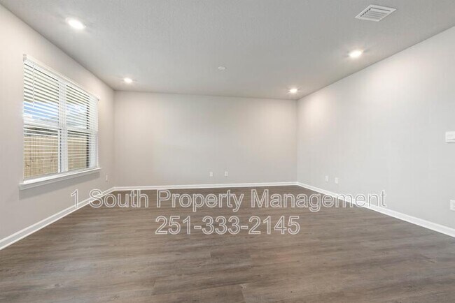 Foto del edificio - 2535 Arbordale Lp