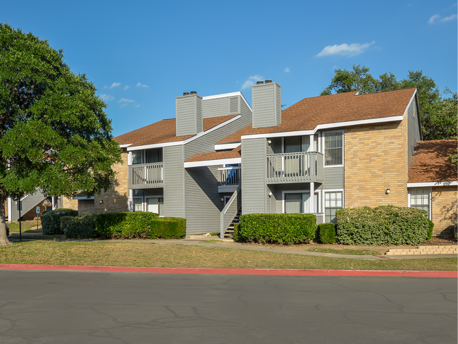 Patios y balcones - Stoneleigh Apartments