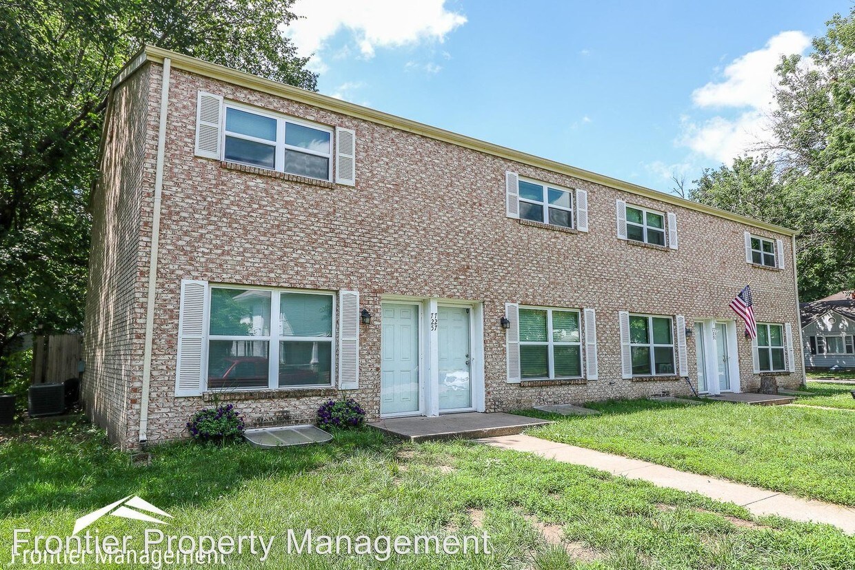 725731 Fremont St, Manhattan, KS 66502 Apartment for Rent in