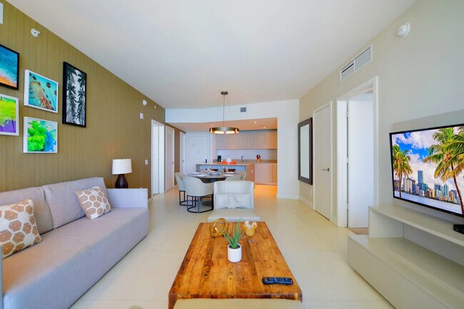 Building Photo - 4111 S Ocean Dr