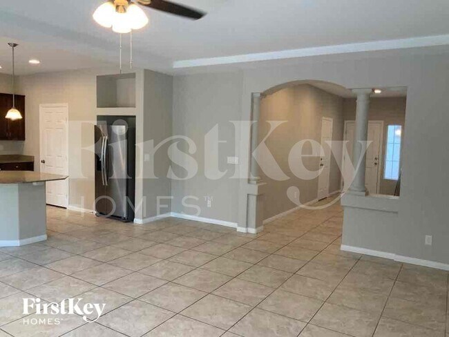 Foto del edificio - 7248 Sierra Moon Ct