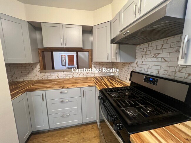 Foto del edificio - 50 Dorothy Rd