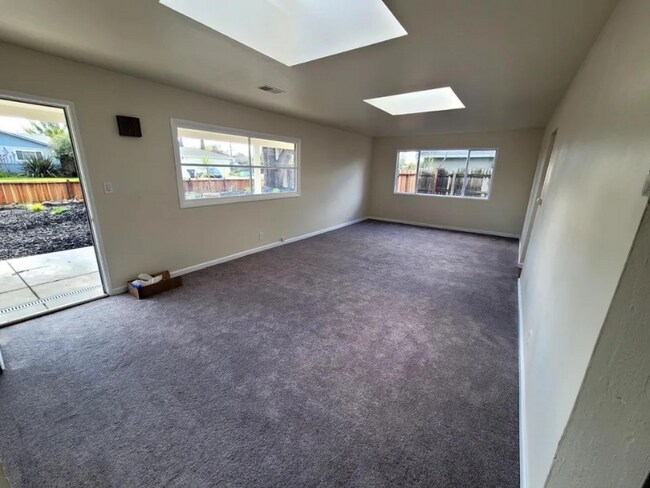 Foto del edificio - 3478 Sanford St