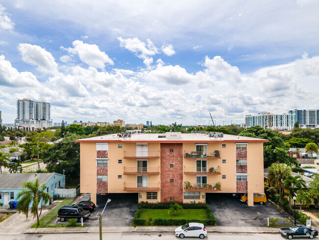 Building Photo - Fillmore Condominium Apartments