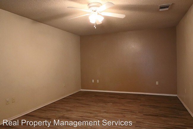 Building Photo - 5840 7th St