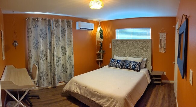 Bedroom - 1634 W 104th St