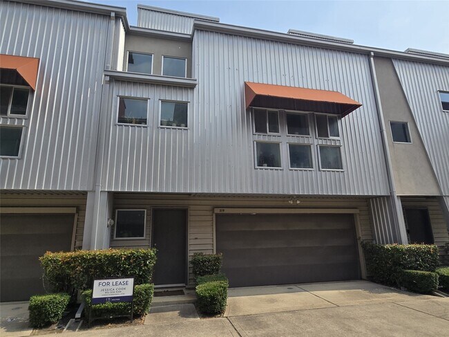 Foto del edificio - 319 Sydnor St