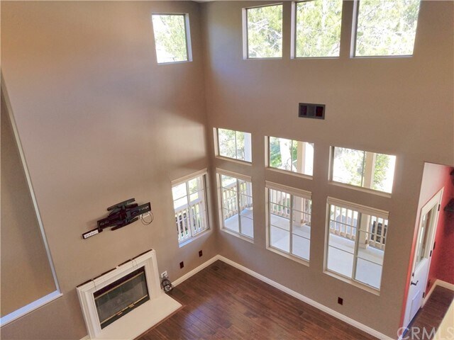 Building Photo - 11 Tierra Plano
