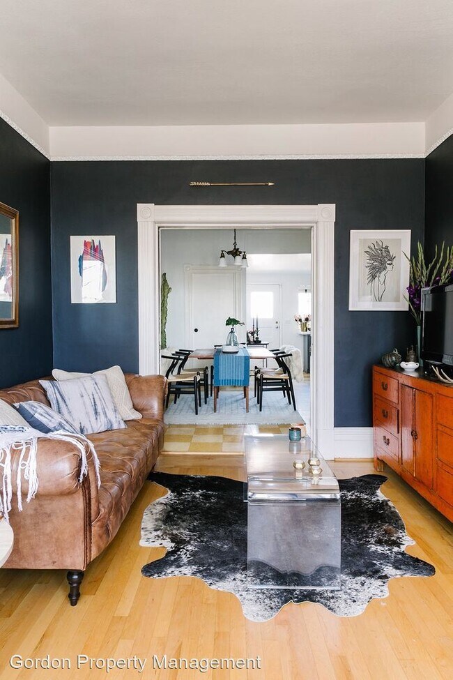 Foto del edificio - 3 br, 2 bath House - 14 Wright St