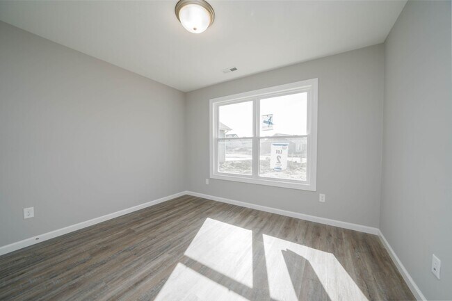Interior Photo - Somerset Townhomes and Villas