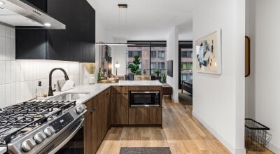 Foto principal - 226 E Grand Ave